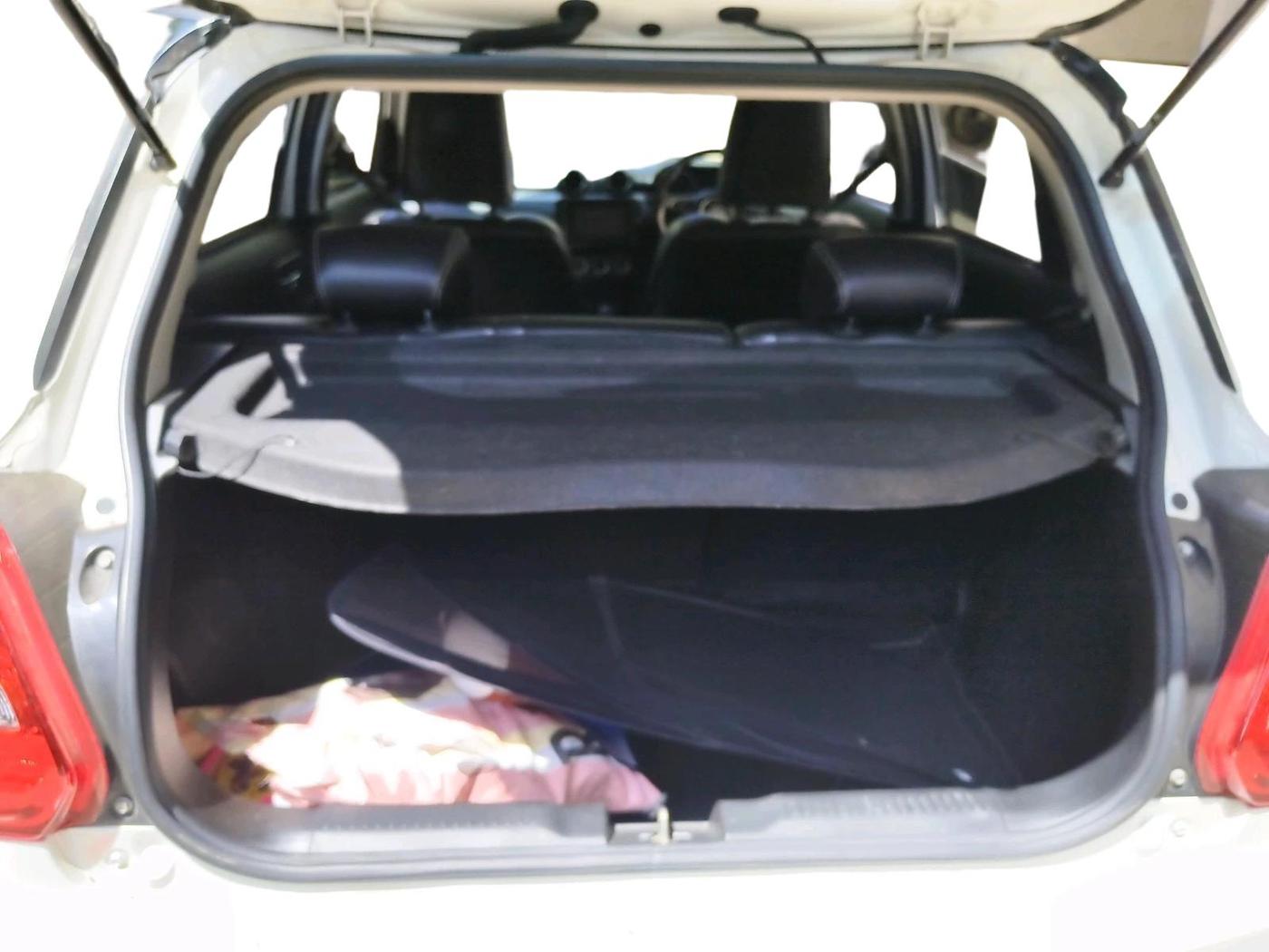 2023 Maruti Swift ZXI PLUS AMT, Petrol, Automatic, 27,993 km, exterior