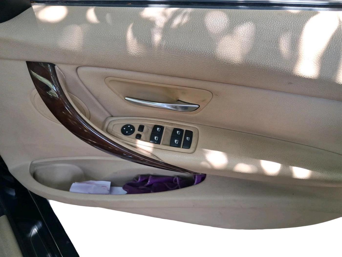 2013 BMW 3 Series 320d, Diesel, Automatic, 73,843 km, interior