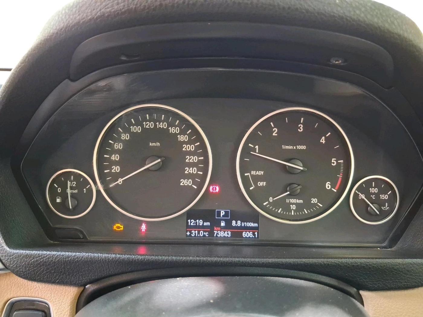 2013 BMW 3 Series 320d, Diesel, Automatic, 73,843 km, interior