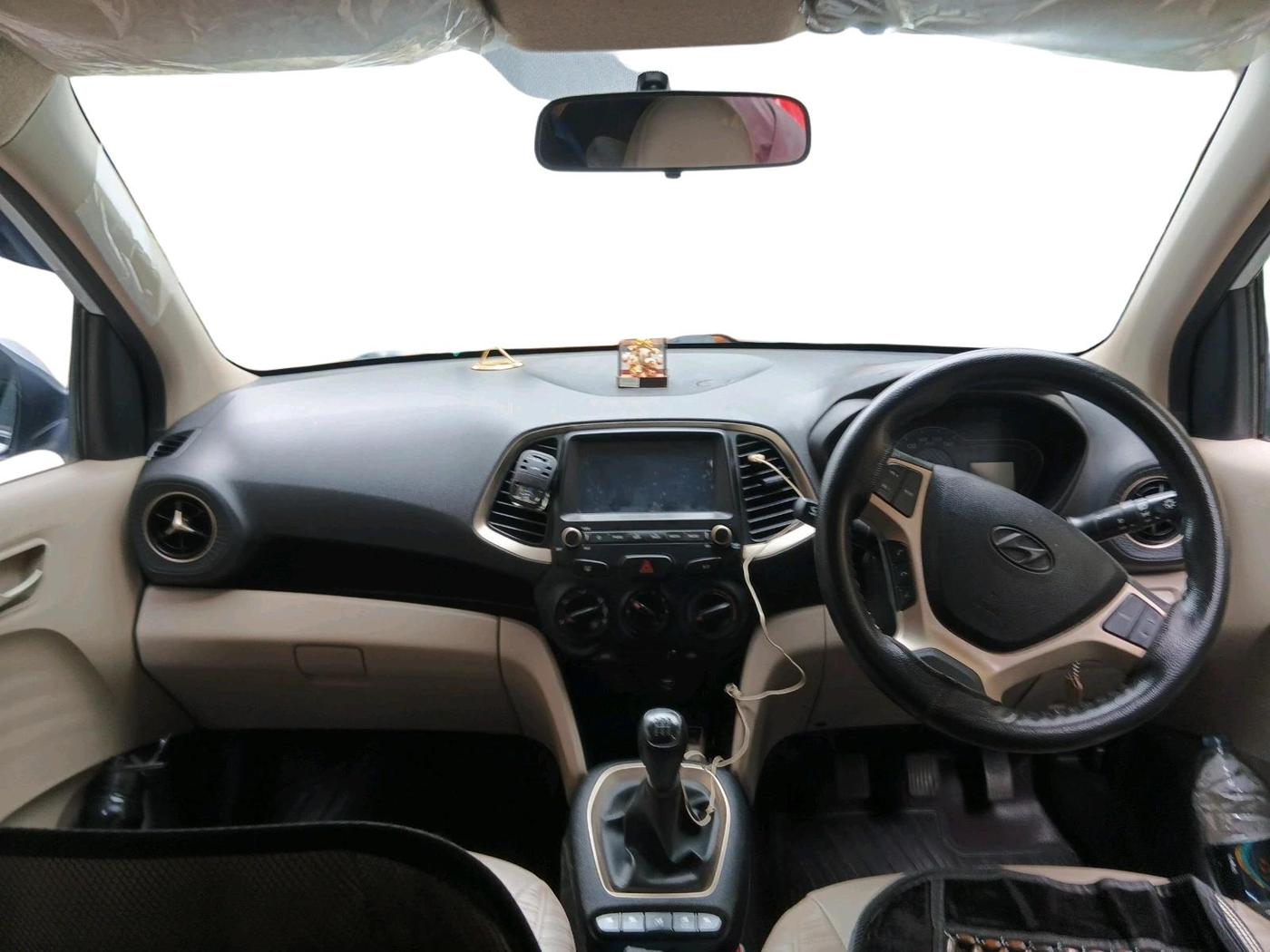 2019 Hyundai NEW SANTRO SPORTZ CNG, CNG, Manual, 41,347 km, interior