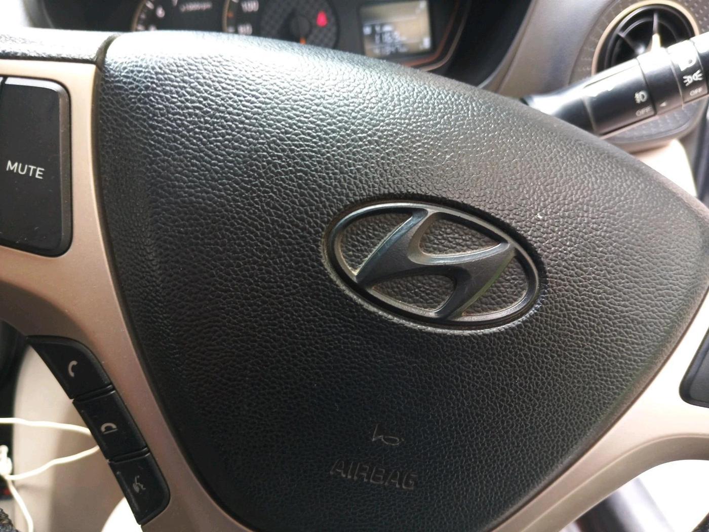 2019 Hyundai NEW SANTRO SPORTZ CNG, CNG, Manual, 41,347 km, interior