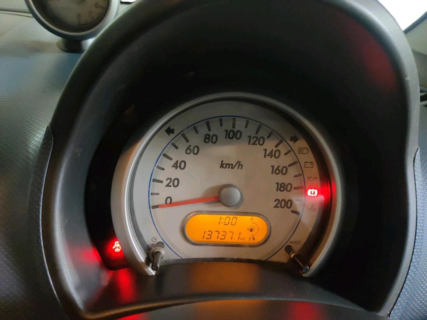 2011 Maruti Ritz ZXI, Petrol, Manual, 1,37,371 km, interior