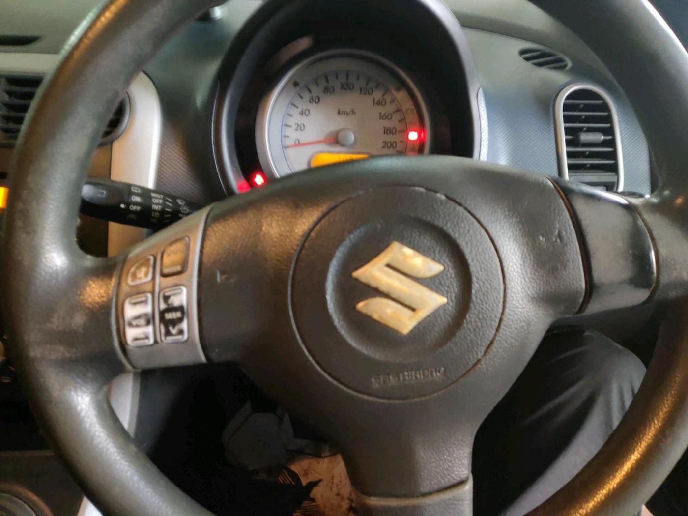 2011 Maruti Ritz ZXI, Petrol, Manual, 1,37,371 km, interior