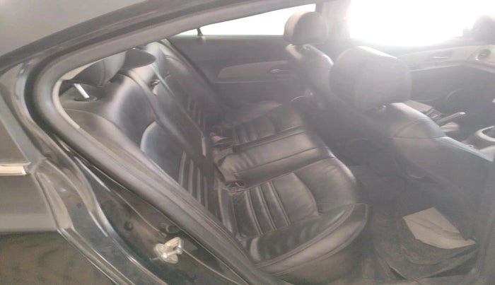 2012 Chevrolet Cruze LTZ, Diesel, Manual, 1,16,509 km, interior