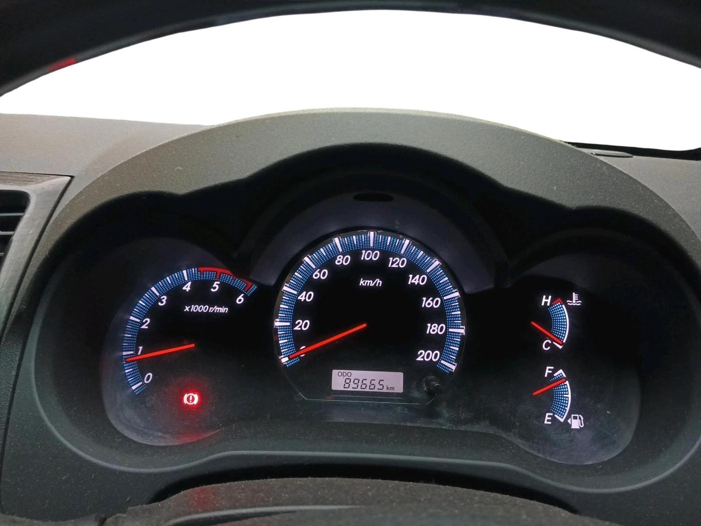 2015 Toyota Fortuner 3.0 4X4 MT, Diesel, Manual, 89,665 km, interior