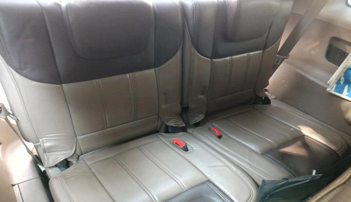 2014 Mahindra XUV500 W8, Diesel, Manual, 1,10,070 km, interior