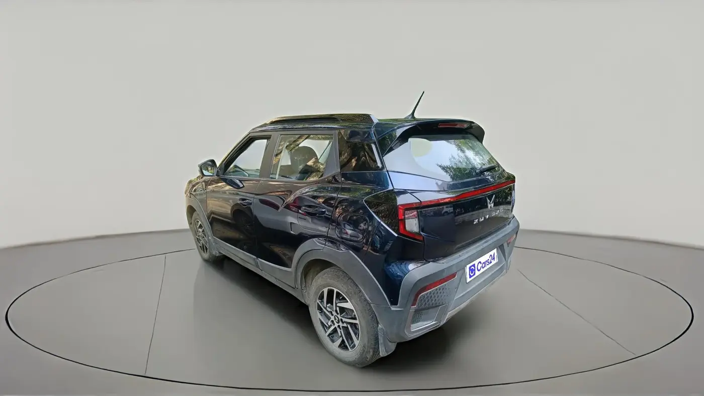 2024 Mahindra XUV 3XO AX5 1.5 Turbo Diesel, Diesel, Manual, 11,824 km, exterior