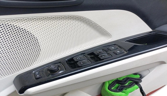 2024 Mahindra XUV 3XO AX5 1.5 Turbo Diesel, Diesel, Manual, 11,824 km, interior