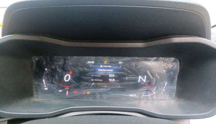 2024 Mahindra XUV 3XO AX5 1.5 Turbo Diesel, Diesel, Manual, 11,824 km, interior