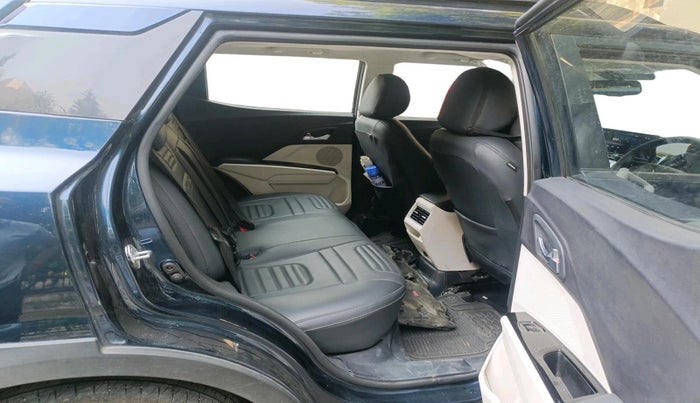 2024 Mahindra XUV 3XO AX5 1.5 Turbo Diesel, Diesel, Manual, 11,824 km, interior