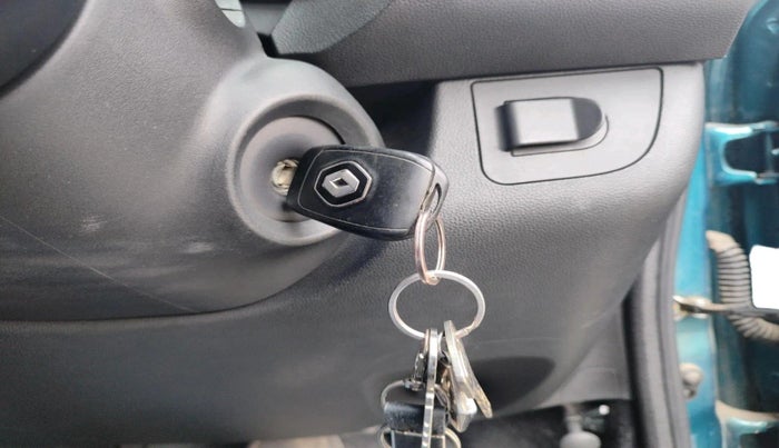 2021 Renault Kwid CLIMBER 1.0 AMT (O), Petrol, Automatic, 7,144 km, interior