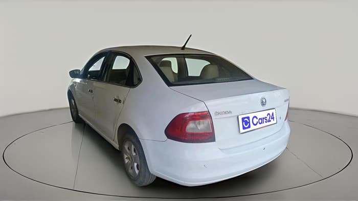 2013 Skoda Rapid ACTIVE 1.6 MPI MT PLUS, CNG, Manual, 92,069 km, exterior