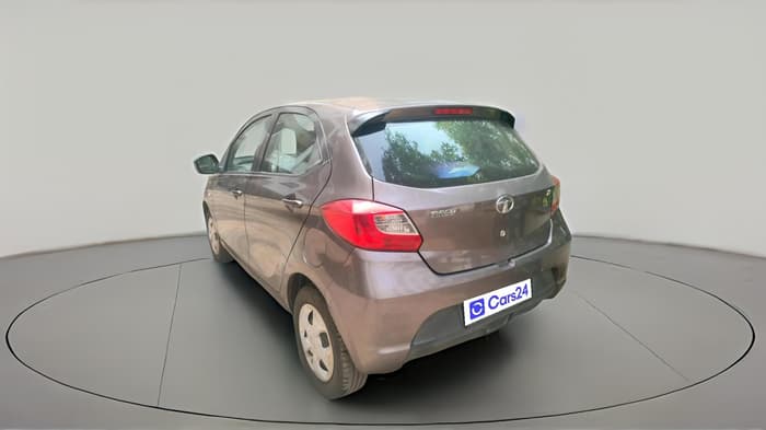 2017 Tata Tiago XT PETROL, Petrol, Manual, 72,474 km, exterior
