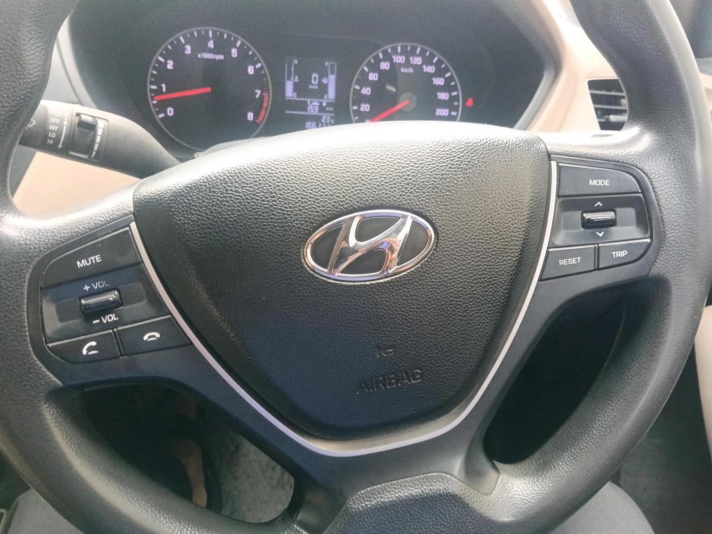 2019 Hyundai Elite i20 MAGNA PLUS 1.2, Petrol, Manual, 1,66,112 km, interior
