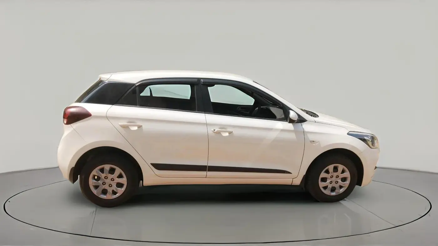 2019 Hyundai Elite i20 MAGNA PLUS 1.2, Petrol, Manual, 31,992 km, exterior