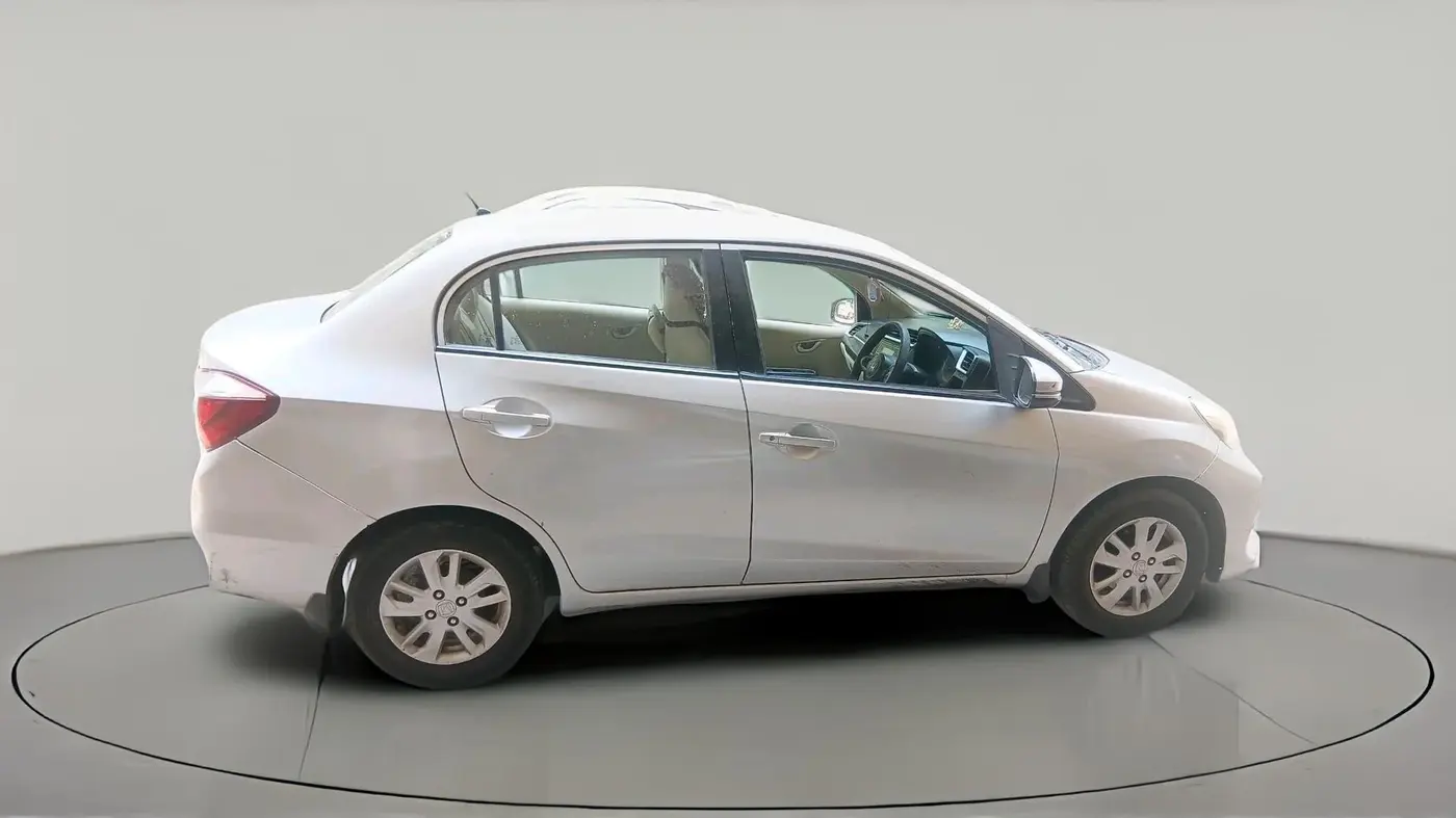 2016 Honda Amaze 1.5L I-DTEC VX, Diesel, Manual, 2,74,676 km, exterior