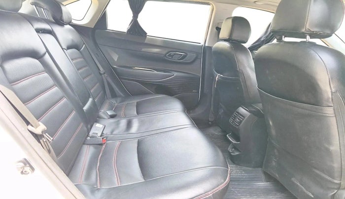 2021 Hyundai NEW I20 ASTA (O) 1.2 MT, Petrol, Manual, 64,067 km, interior