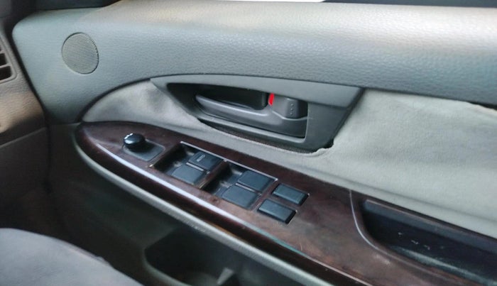 2011 Maruti SX4 VXI, CNG, Manual, 1,07,065 km, interior