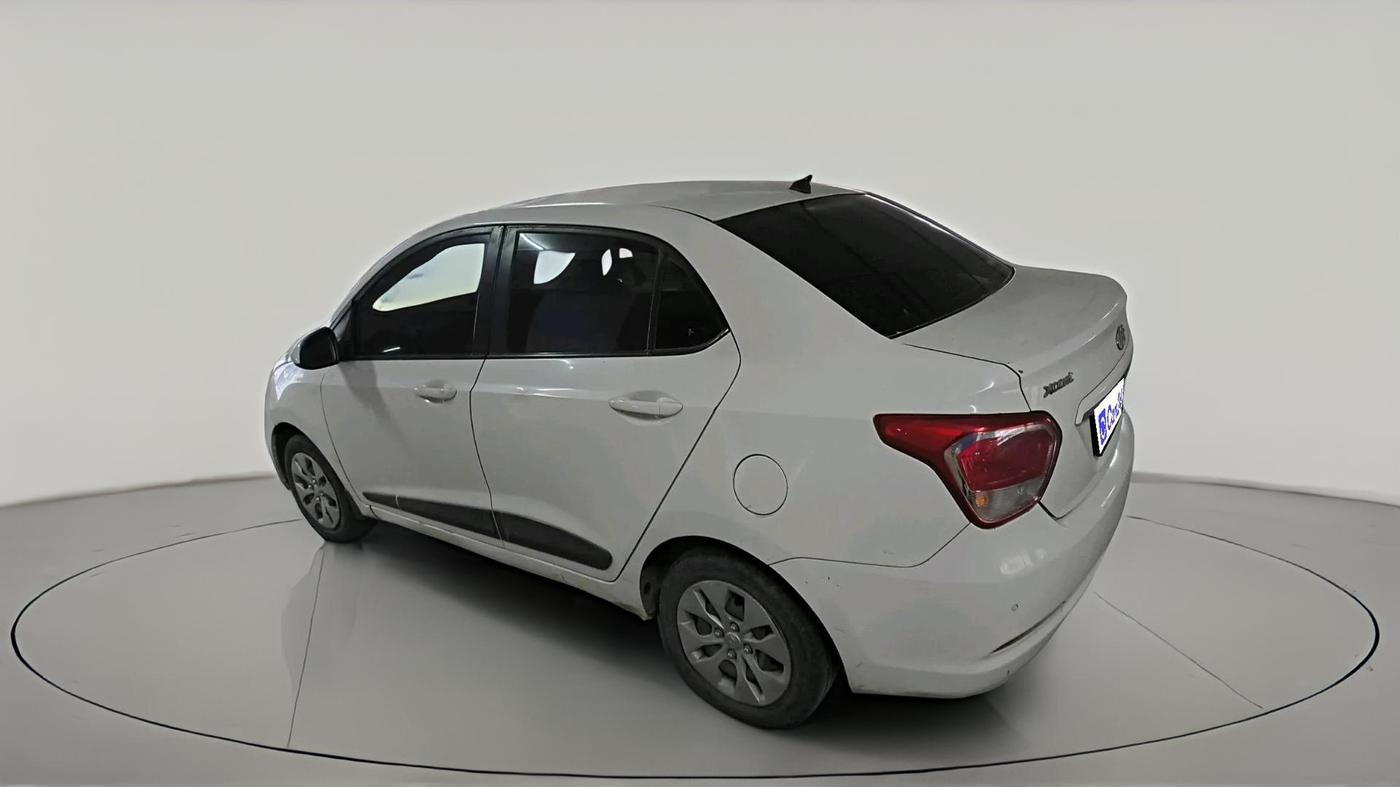 2015 Hyundai Xcent S 1.2, Petrol, Manual, 1,14,010 km, exterior