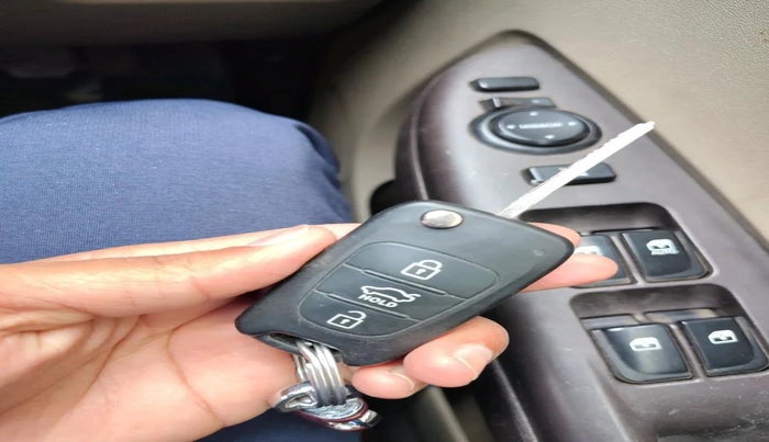 2011 Hyundai i20 ASTA 1.2, Petrol, Manual, 1,06,113 km, interior