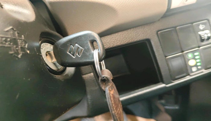 2013 Maruti Wagon R 1.0 LXI CNG, CNG, Manual, 49,838 km, interior