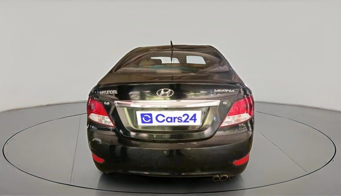 2011 Hyundai Verna FLUIDIC 1.6 CRDI SX, Diesel, Manual, 1,80,939 km, exterior