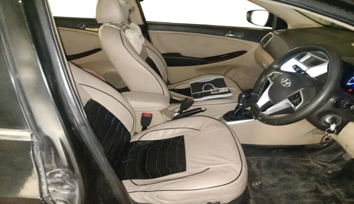 2011 Hyundai Verna FLUIDIC 1.6 CRDI SX, Diesel, Manual, 1,80,939 km, interior
