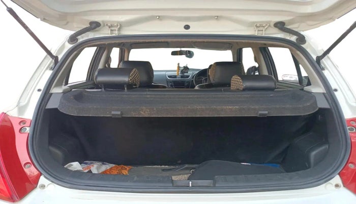 2013 Maruti Swift ZXI, Petrol, Manual, 1,11,158 km, exterior