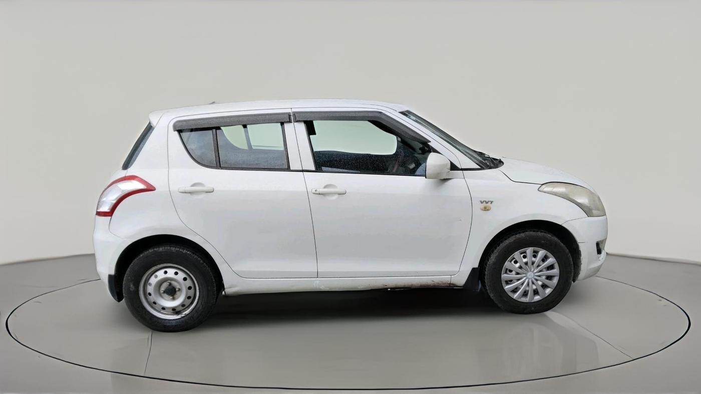 2014 Maruti Swift LXI, Petrol, Manual, 73,891 km, exterior