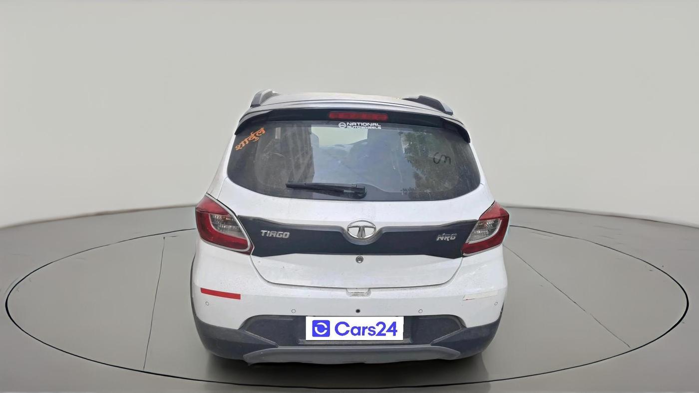 2018 Tata TIAGO NRG PETROL, CNG, Manual, 46,992 km, exterior