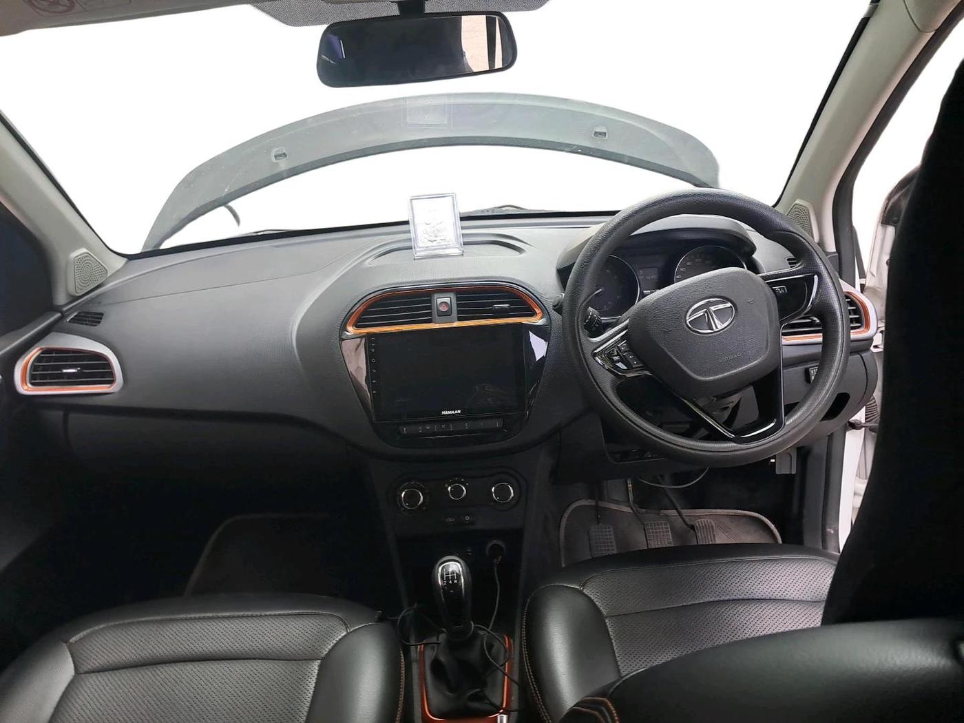 2018 Tata TIAGO NRG PETROL, CNG, Manual, 46,992 km, interior