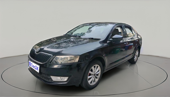 2013 Skoda Octavia AMBITION 2.0 TDI, Diesel, Manual, 92,417 km, exterior