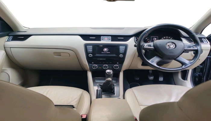 2013 Skoda Octavia AMBITION 2.0 TDI, Diesel, Manual, 92,417 km, interior