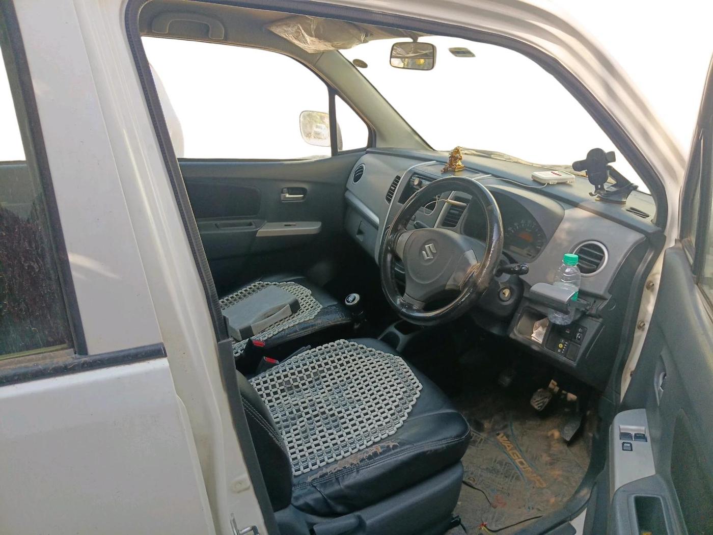 2012 Maruti Wagon R 1.0 LXI CNG, CNG, Manual, 1,48,213 km, interior