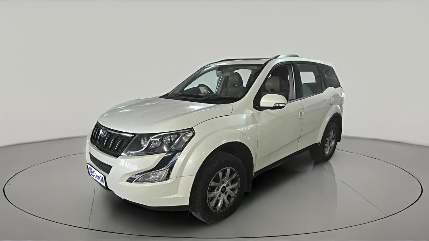 2017 Mahindra XUV500 W10, Diesel, Manual, 1,10,539 km, exterior
