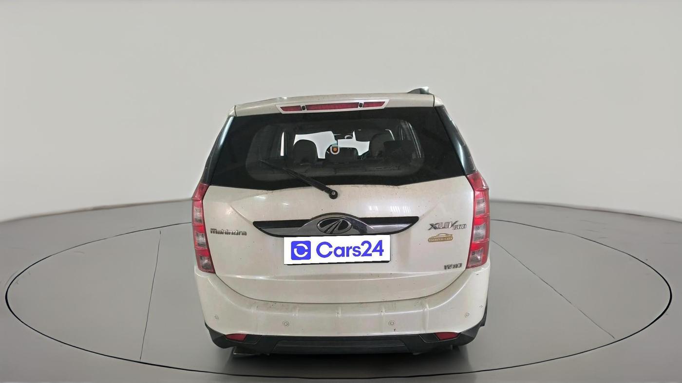 2017 Mahindra XUV500 W10, Diesel, Manual, 1,10,539 km, exterior