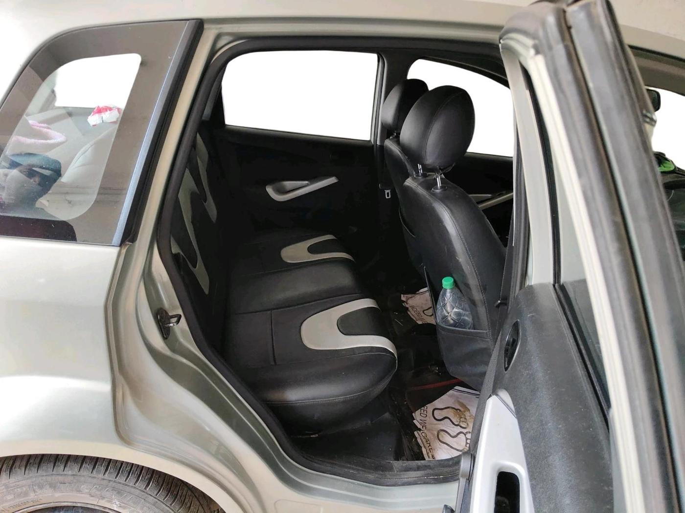 2013 Ford Figo ZXI 1.4 DIESEL, Diesel, Manual, 1,25,959 km, interior
