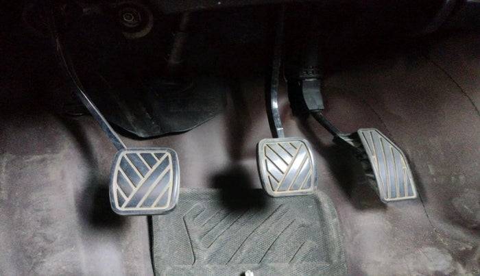 2023 Maruti XL6 ZETA CNG, CNG, Manual, 23,692 km, interior