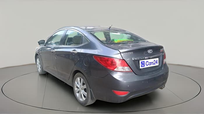 2013 Hyundai Verna FLUIDIC 1.6 VTVT SX AT, CNG, Automatic, 1,32,743 km, exterior