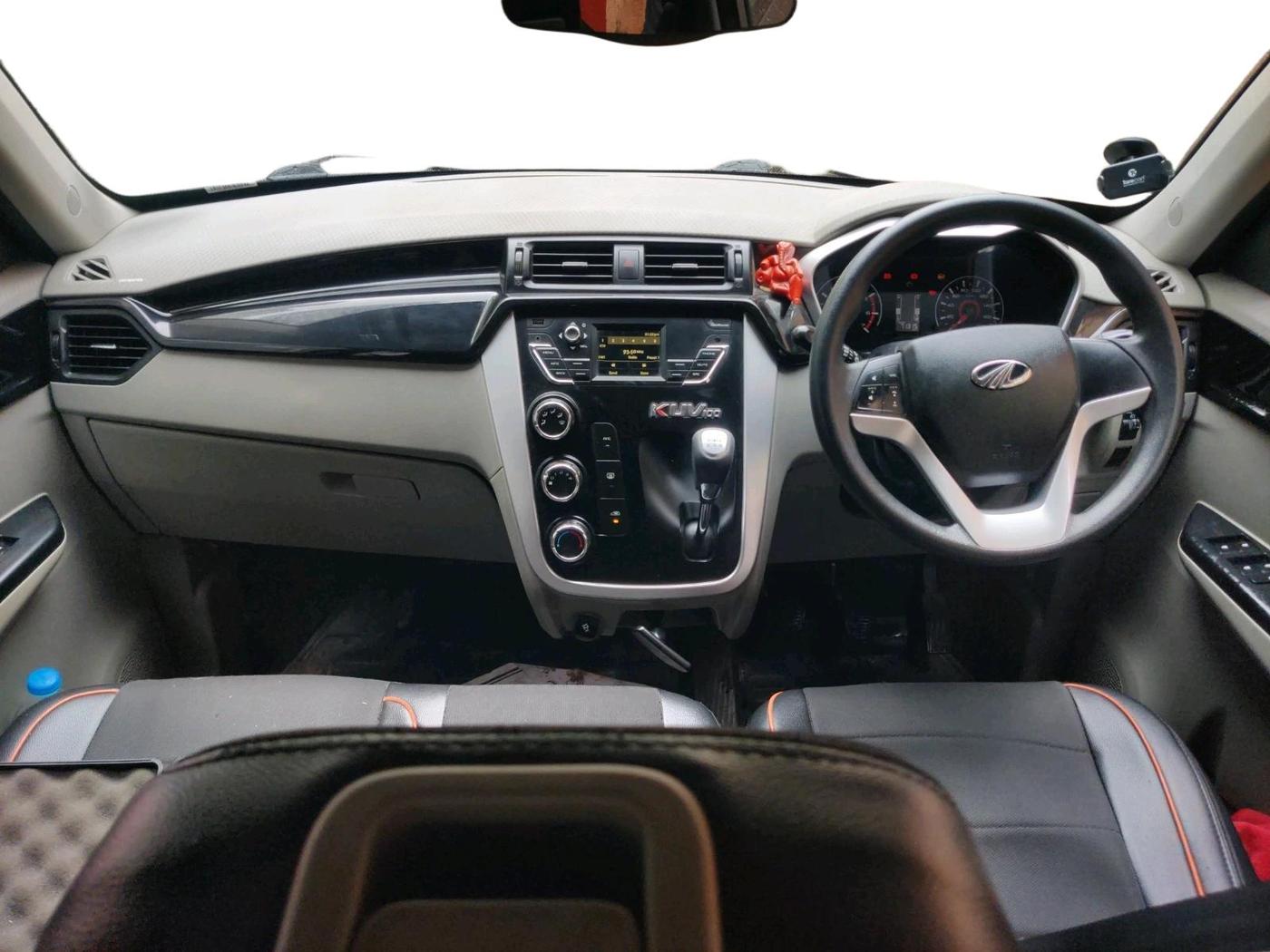 2016 Mahindra Kuv100 K8 6 STR, Petrol, Manual, 71,315 km, interior