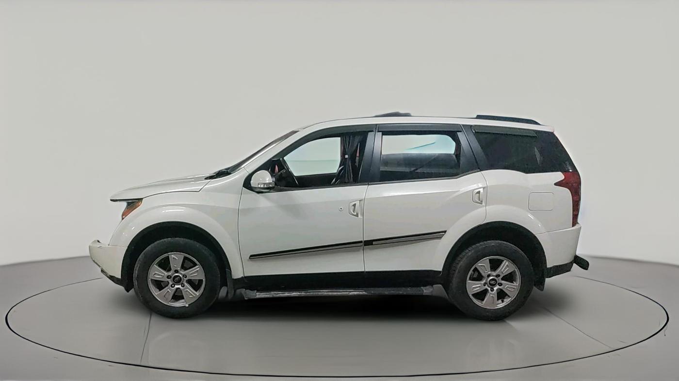 2012 Mahindra XUV500 W8, Diesel, Manual, 1,20,794 km, exterior