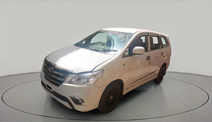 2016 Toyota Innova 2.5 GX 7 STR, Diesel, Manual, 1,36,340 km, exterior