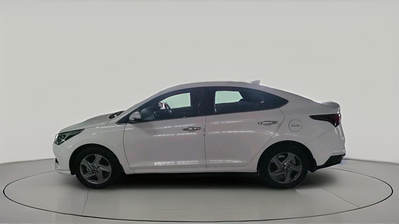 2022 Hyundai Verna SX 1.5 VTVT, Petrol, Manual, 45,670 km, exterior