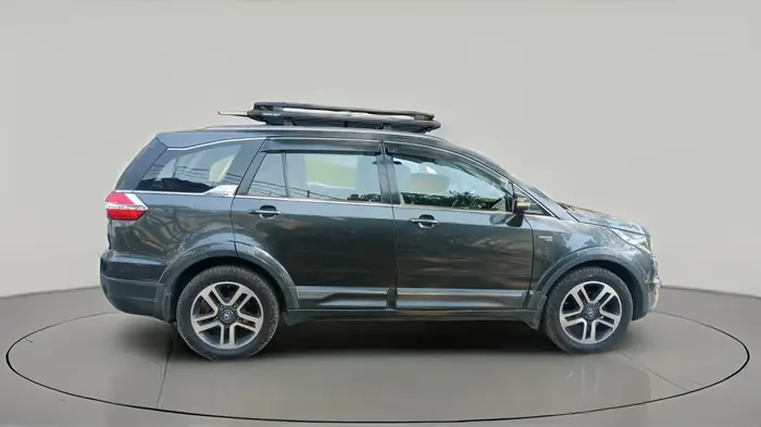 2017 Tata Hexa XTA 4X2 7 STR, Diesel, Automatic, 57,432 km, exterior