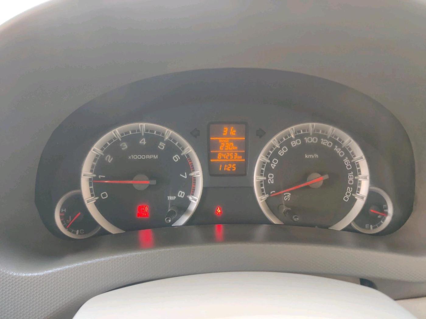 2012 Maruti Ertiga ZXI, CNG, Manual, 84,253 km, interior