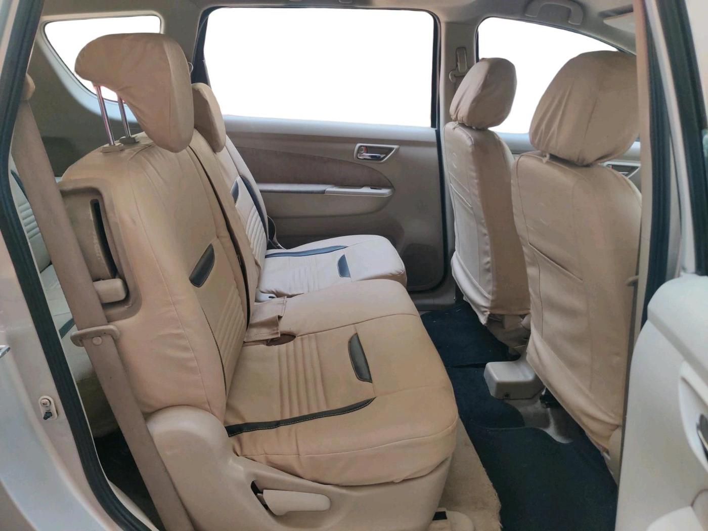 2012 Maruti Ertiga ZXI, CNG, Manual, 84,253 km, interior