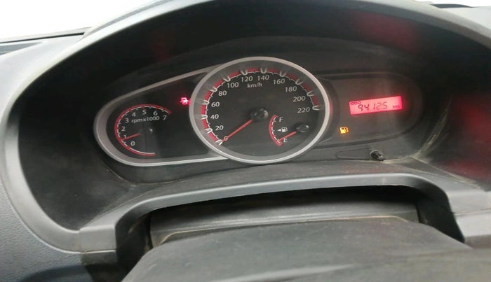 2013 Ford Figo TITANIUM 1.2 PETROL, Petrol, Manual, 94,125 km, interior