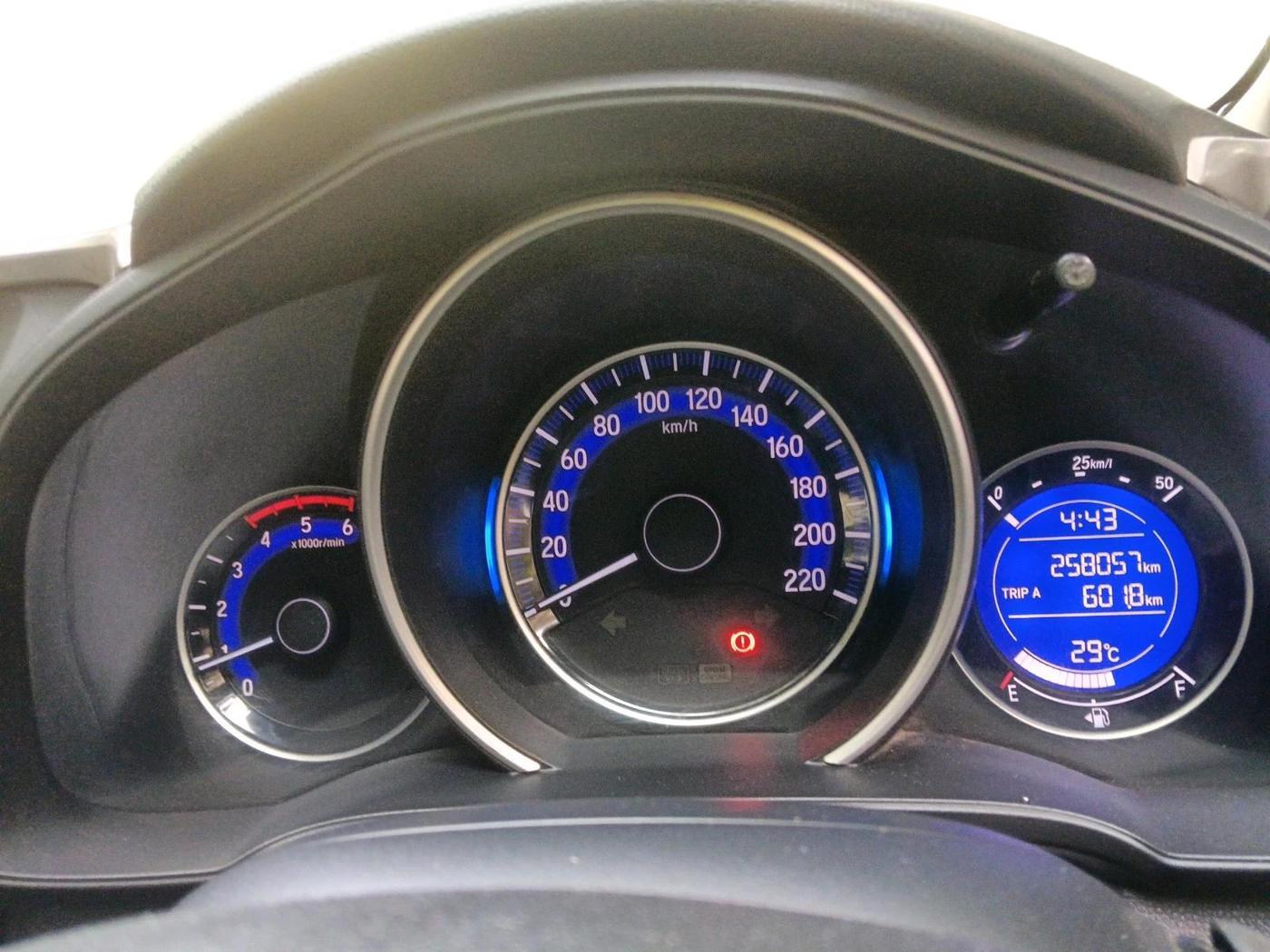 2017 Honda WR-V 1.5L I-DTEC VX MT, Diesel, Manual, 2,58,057 km, interior