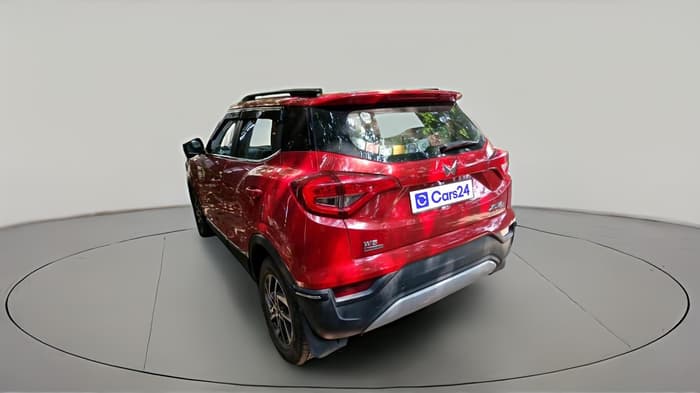 2022 Mahindra XUV300 W8 (O) 1.2 PETROL AMT, Petrol, Automatic, 16,447 km, exterior