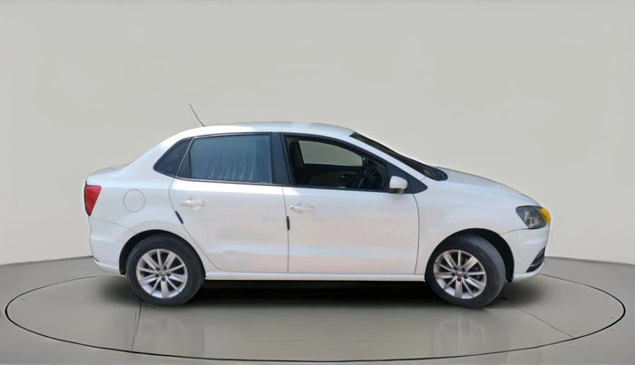 2016 Volkswagen Ameo HIGHLINE1.2L, CNG, Manual, 1,51,540 km, exterior